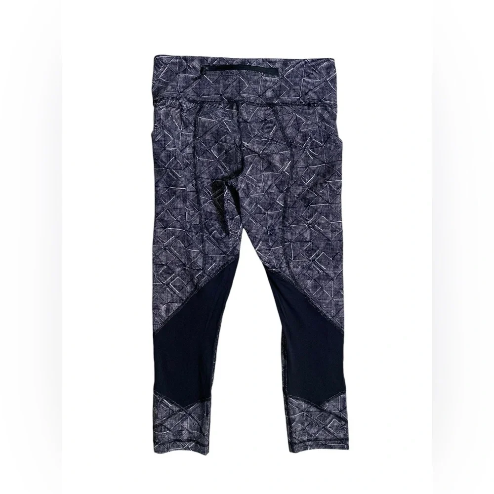 lululemon | size‎ 4 Pace Rival Crop (22